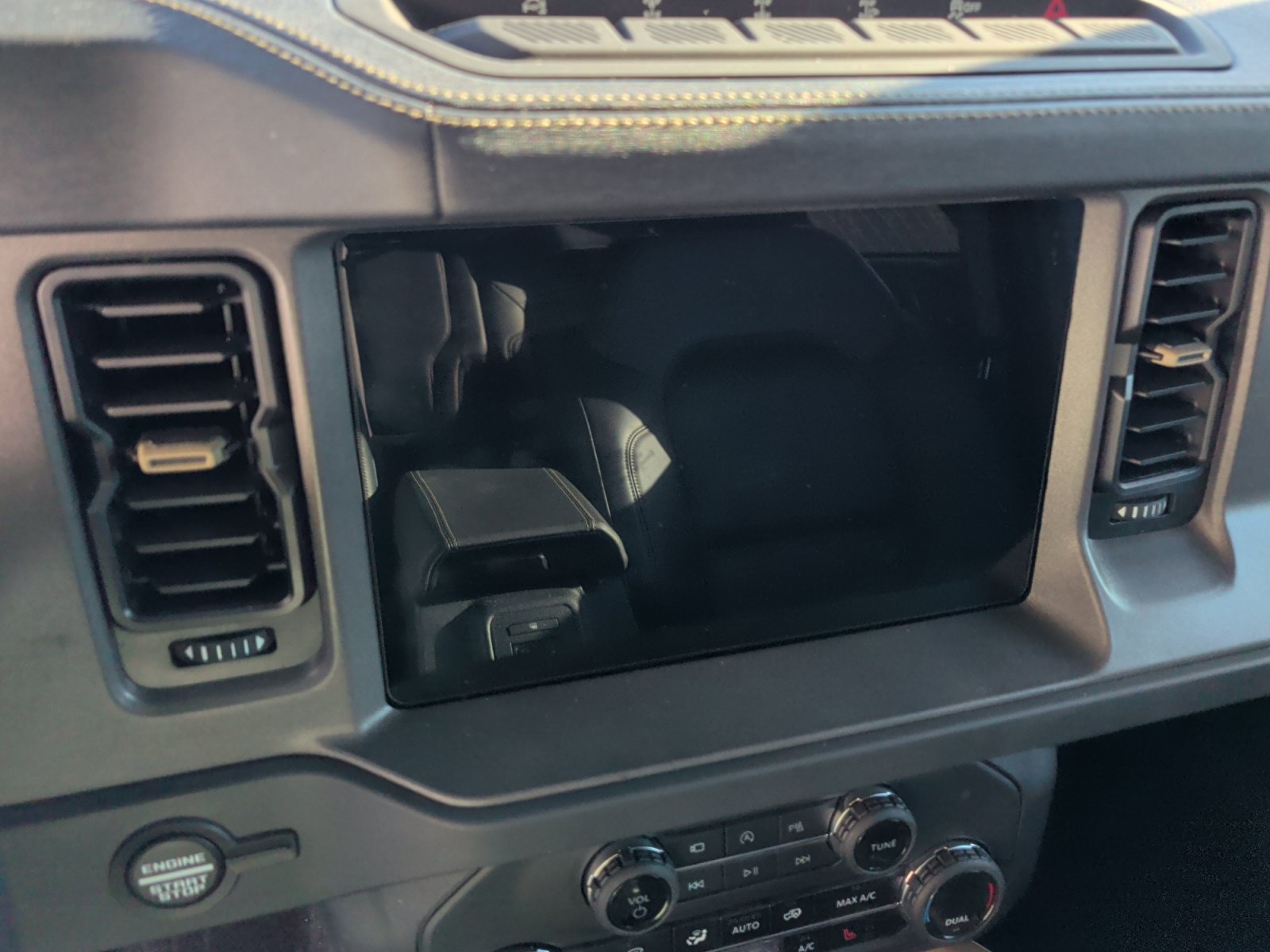 Used 2025 Shadow Black Ford Badlands image 11