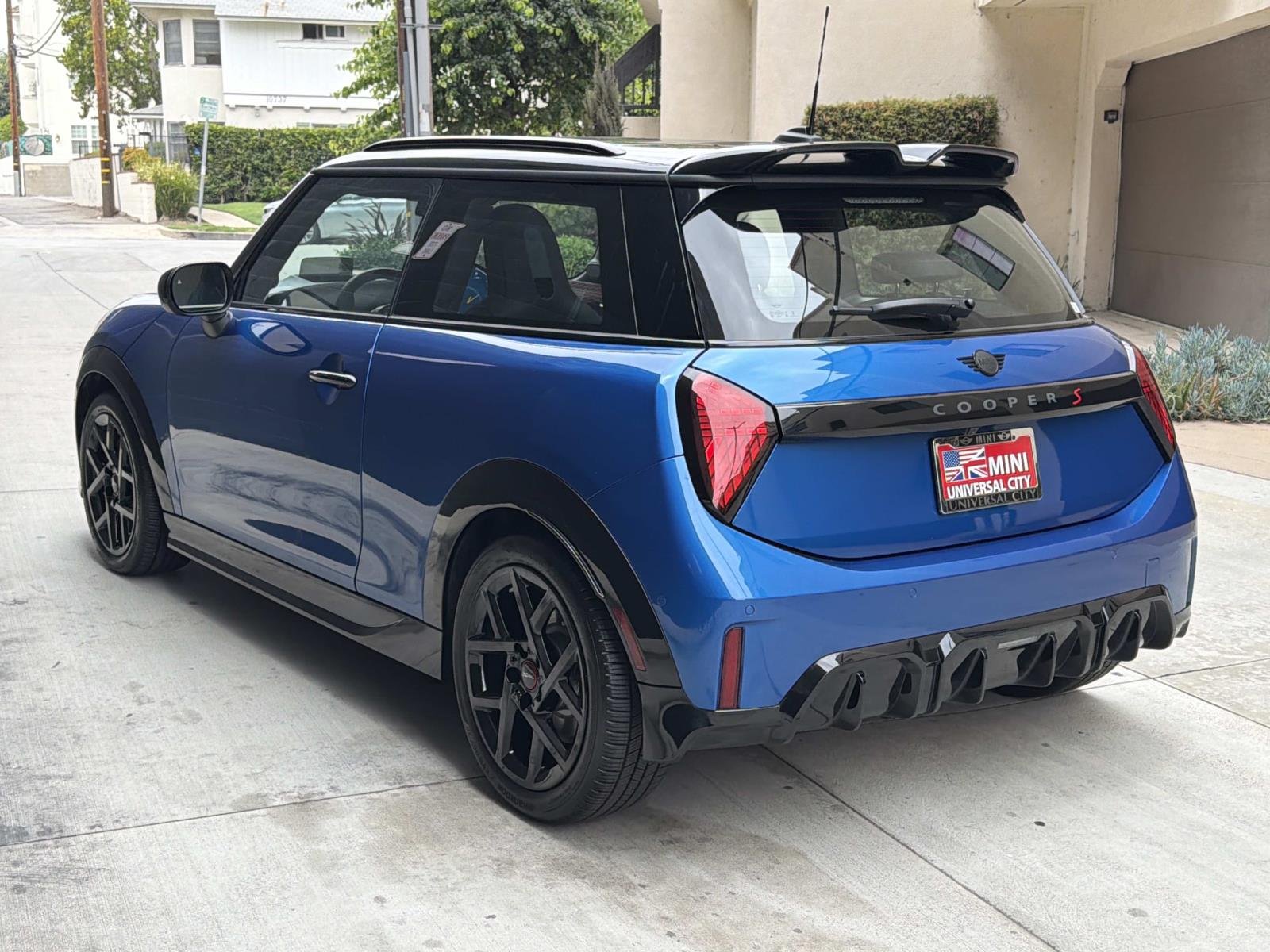 Used 2026 Icy Sunshine Blue Metallic MINI Cooper S FWD image 3