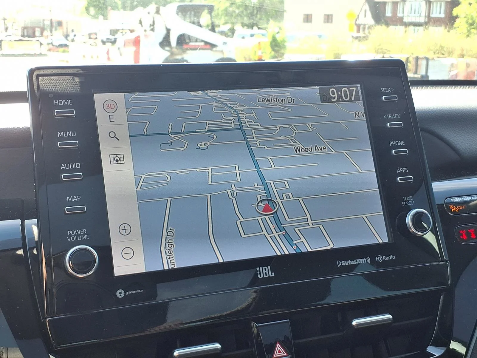 2024 Toyota Camry XSE - Photo 8