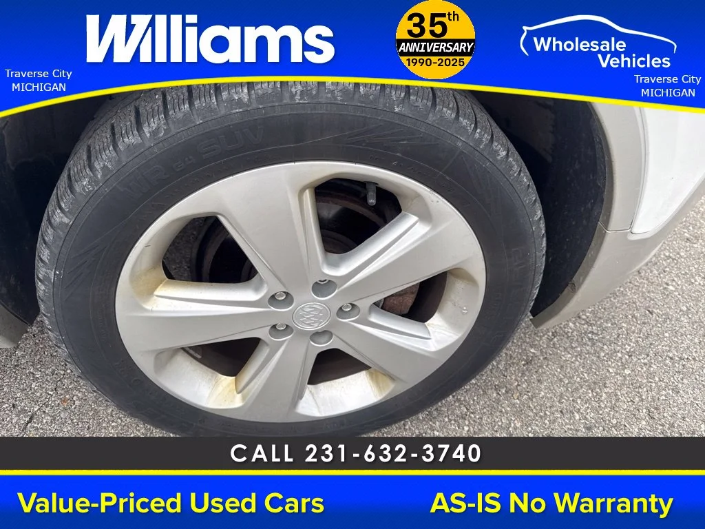 Used 2015 White Pearl Metallic Buick Base image 19