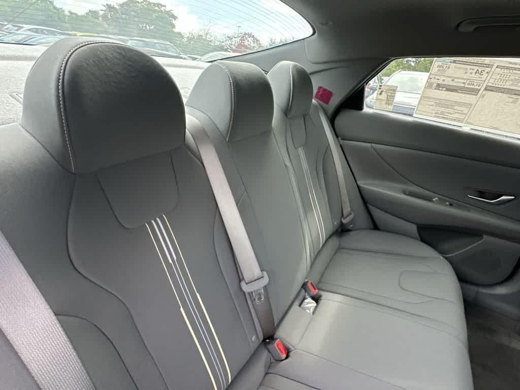 2026 Hyundai Elantra SEL Sport - Photo 12