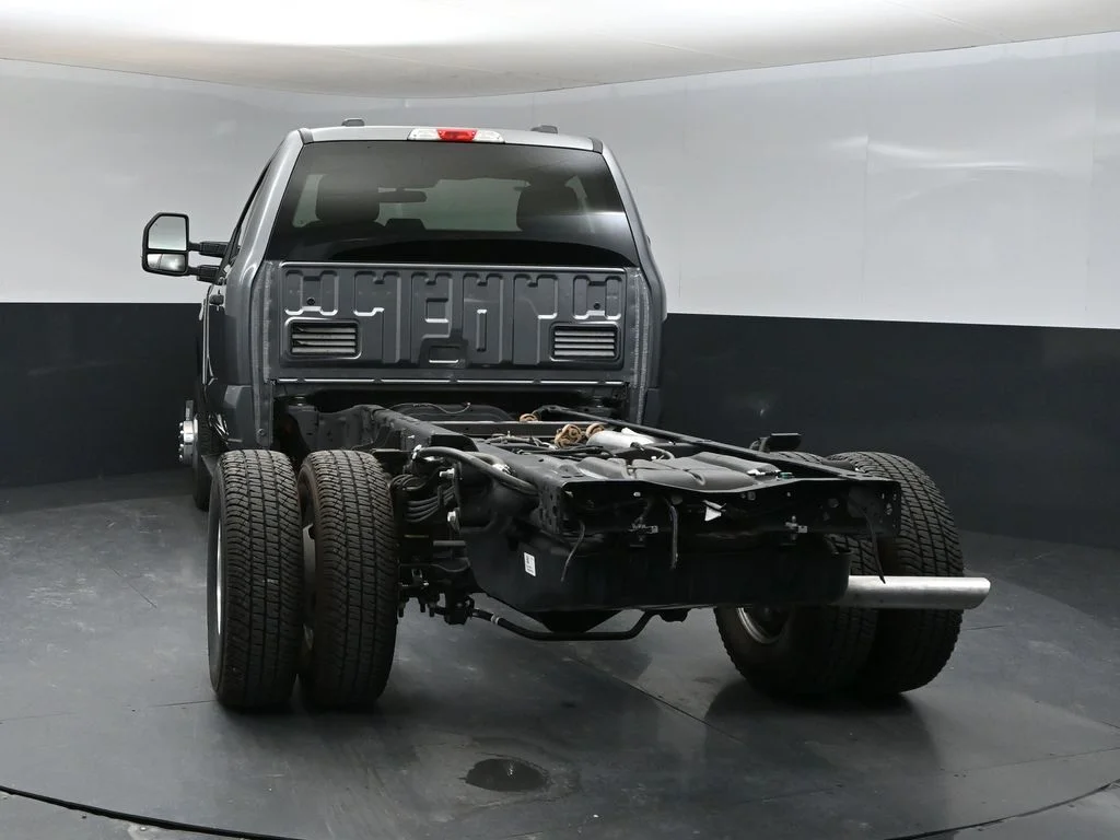 Certified Used 2026 Gray Ford XLT image 5