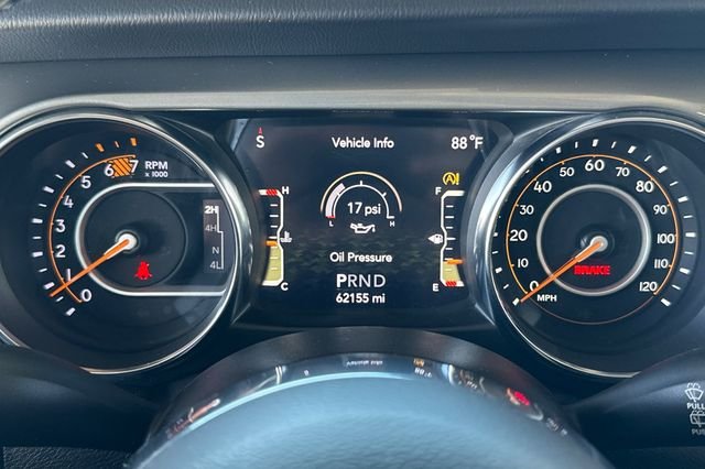 Used 2022 Silver Jeep Unlimited Sahara image 24