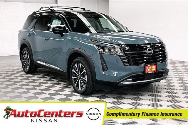 2026 Nissan Pathfinder Platinum 4WD's photo