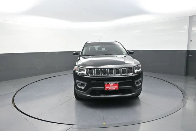 Used 2018 Black Jeep Limited image 28