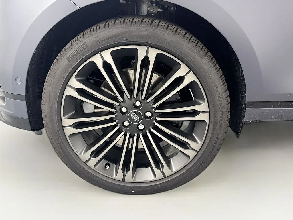 New 2026 Varesine Blue Land Rover Belgravia Edition image 32