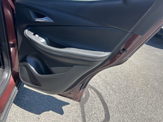 Used 2022 Rosewood Metallic Buick Select image 14