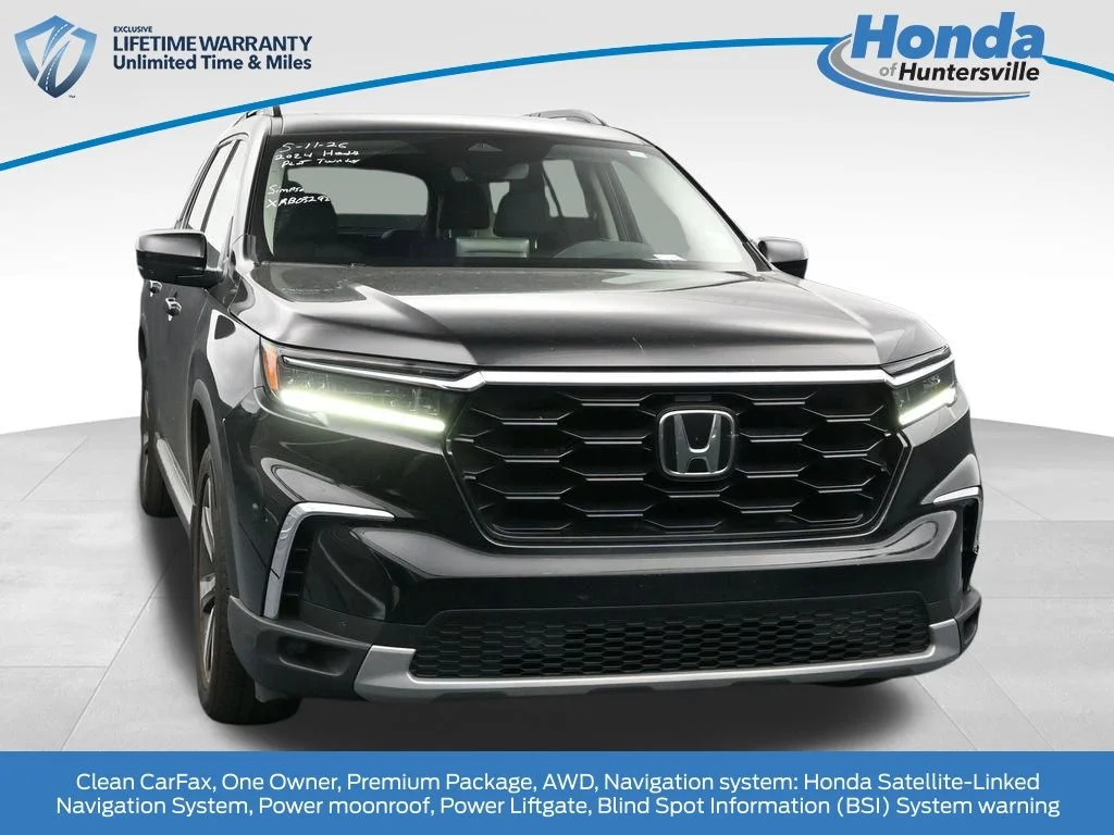 2024 Honda Pilot Touring AWD's photo