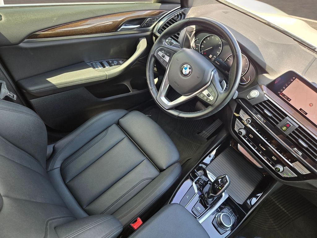 Used 2021 White BMW sDrive30i image 19
