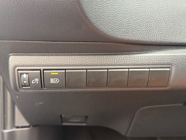 Used 2024  Toyota LE image 24