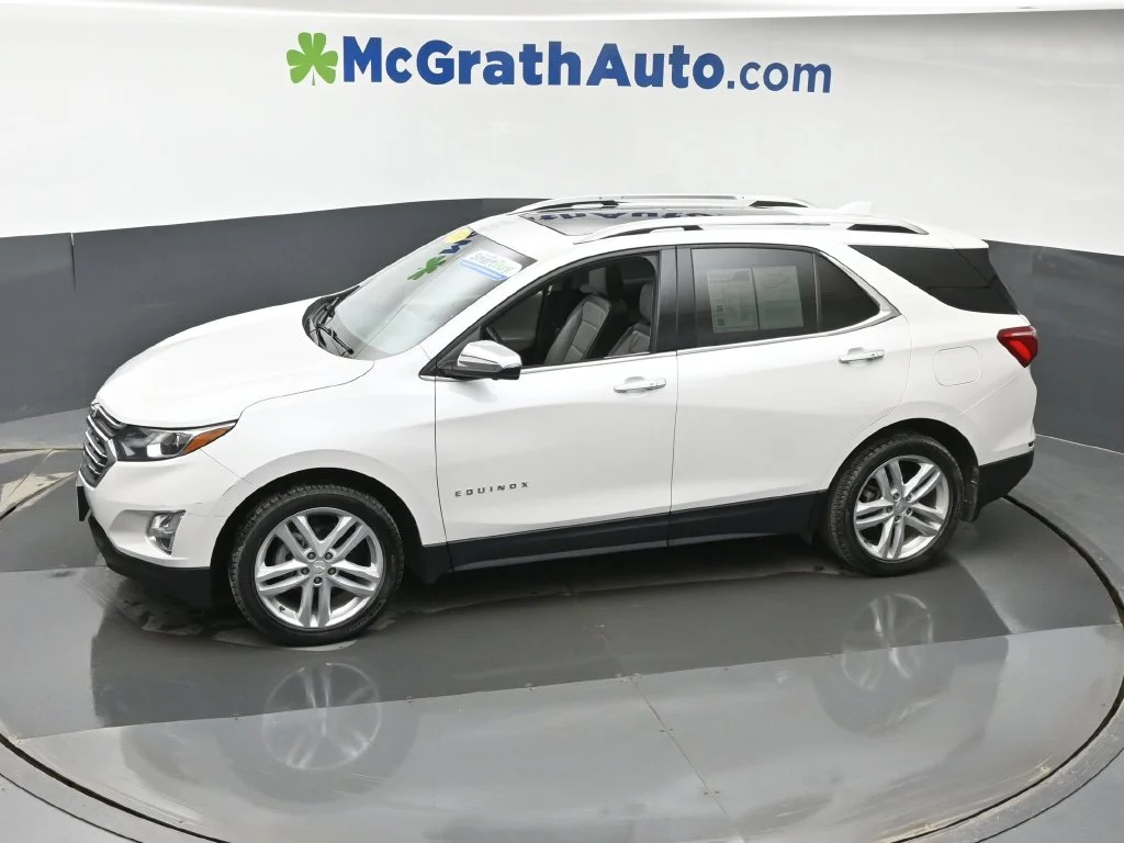 Used 2019 Beige Chevrolet Premier image 25