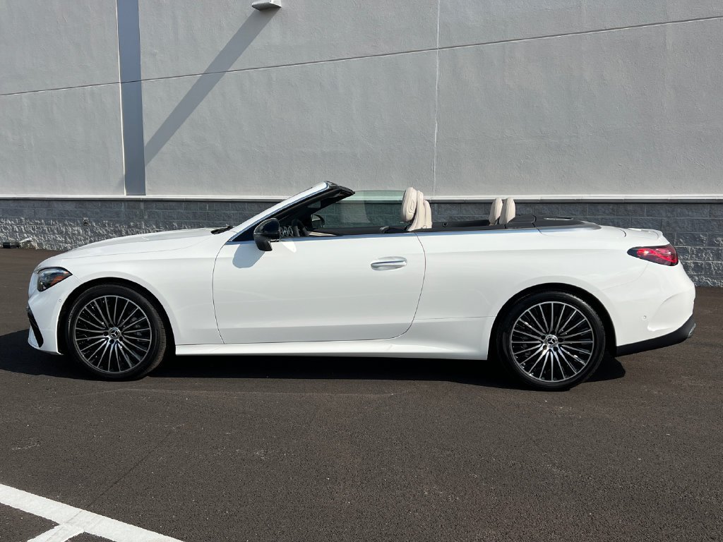 New 2026 Polar White Mercedes-Benz CLE 450 image 43