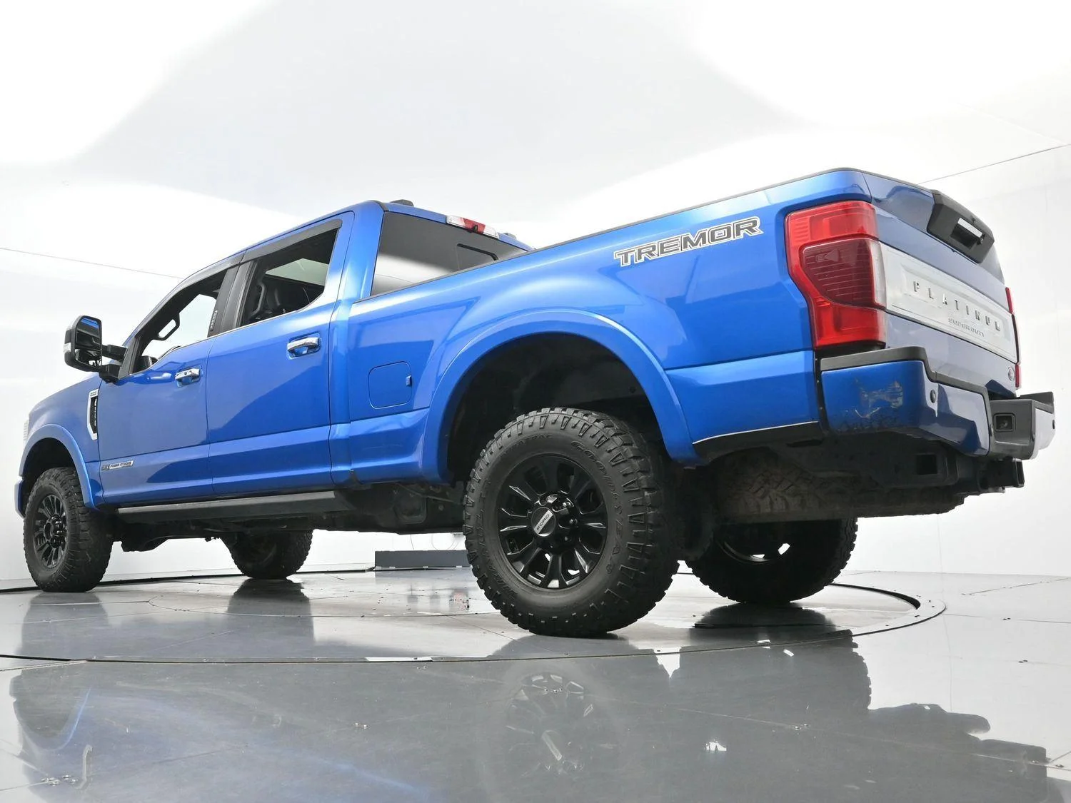 Used 2021 Velocity Blue Ford Platinum image 49