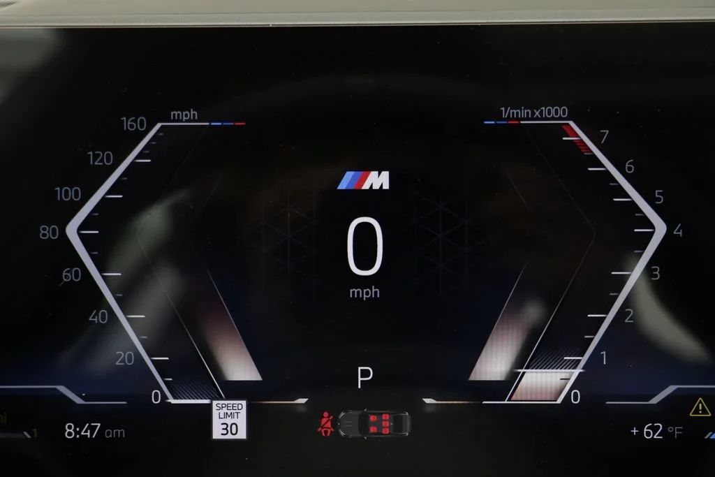 New 2027 CARBON BLACK BMW 530i xDrive image 9