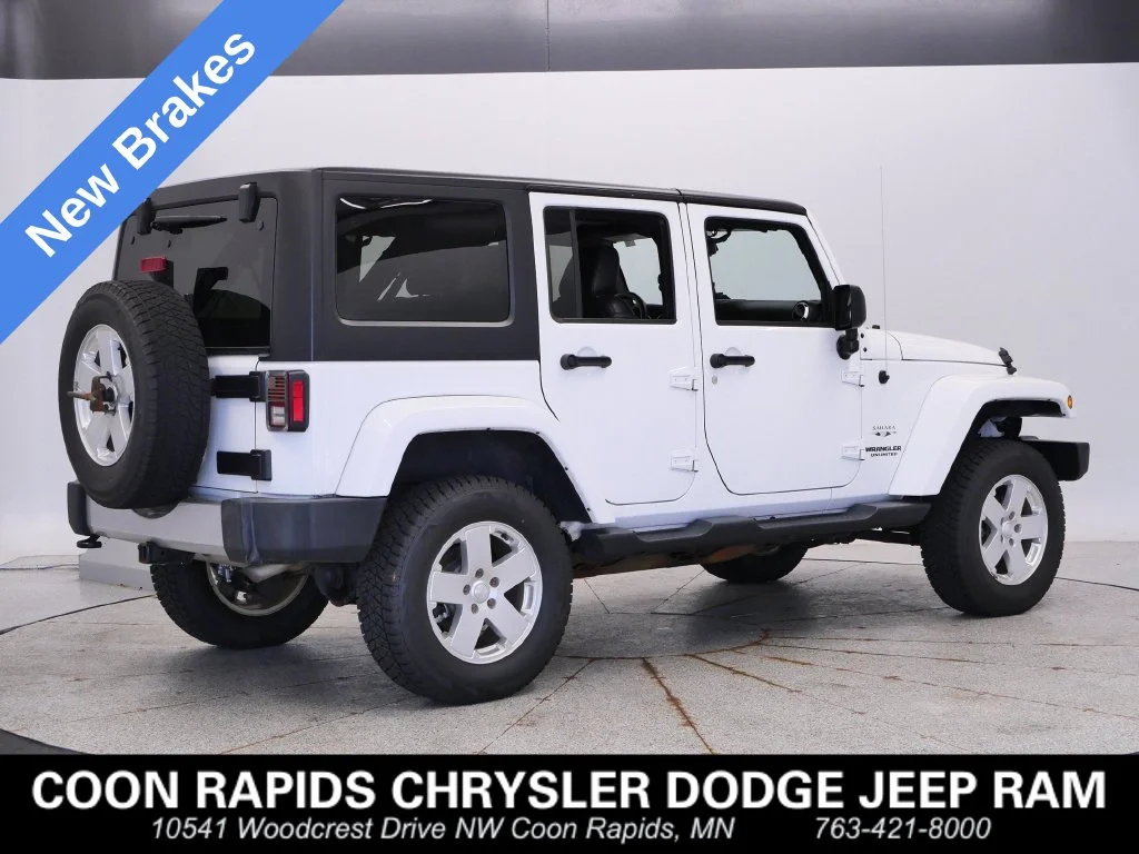 Certified Used 2017 White Jeep Unlimited Sahara image 5
