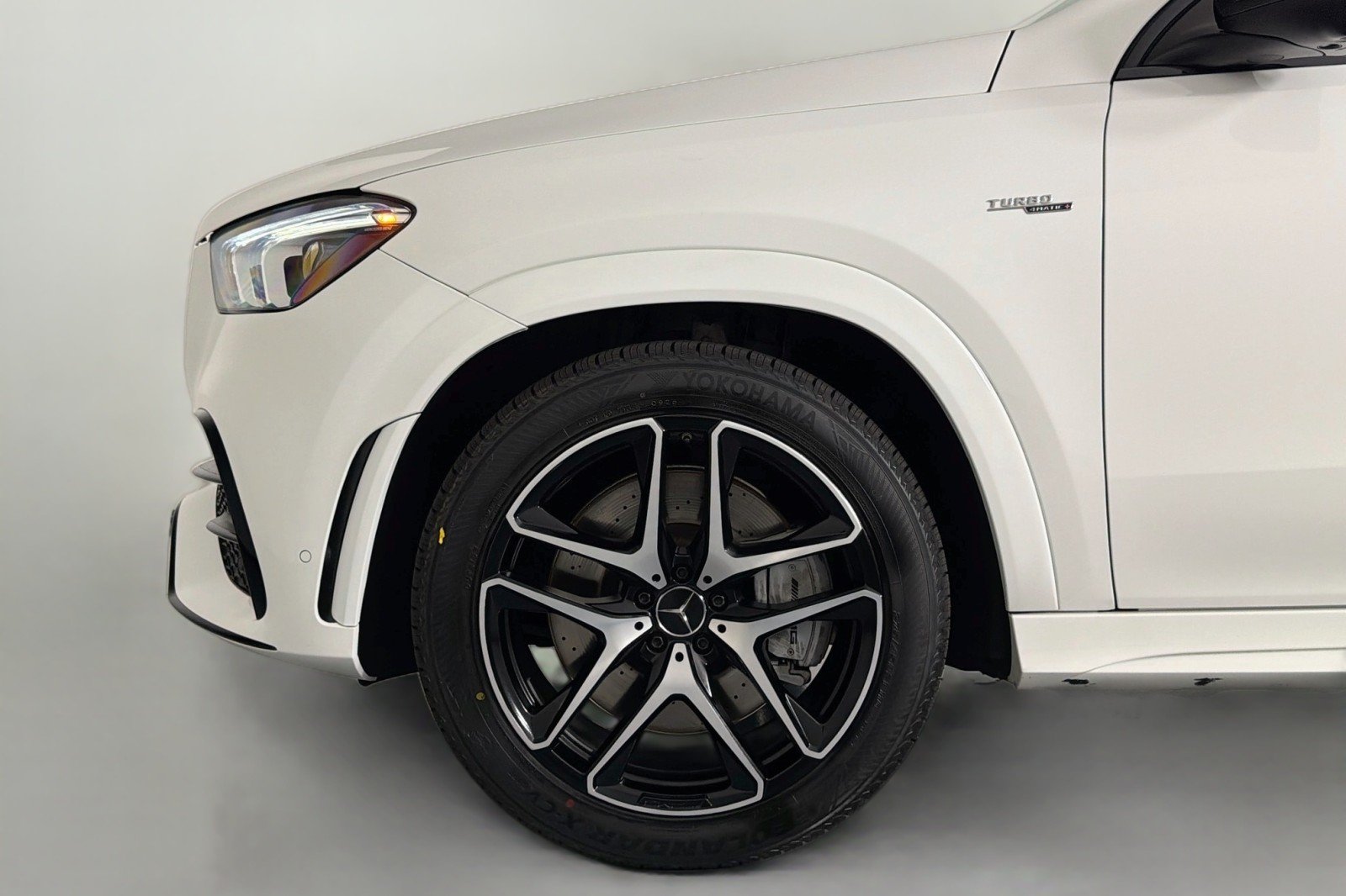 Used 2023 Polar White Mercedes-Benz AMG® GLE 53 image 9