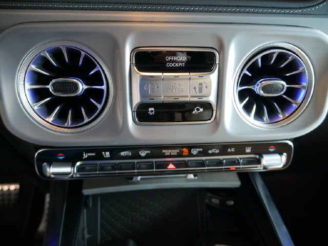 New 2027 Selenite Grey Mercedes-Benz G 580 image 38