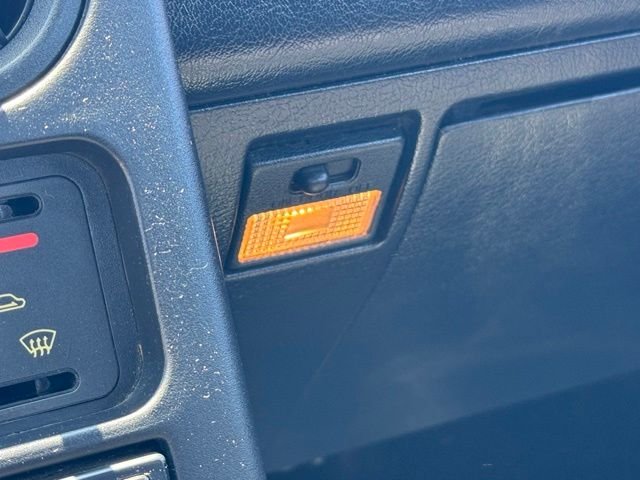 Used 1992 Classic Red Mazda Base image 19
