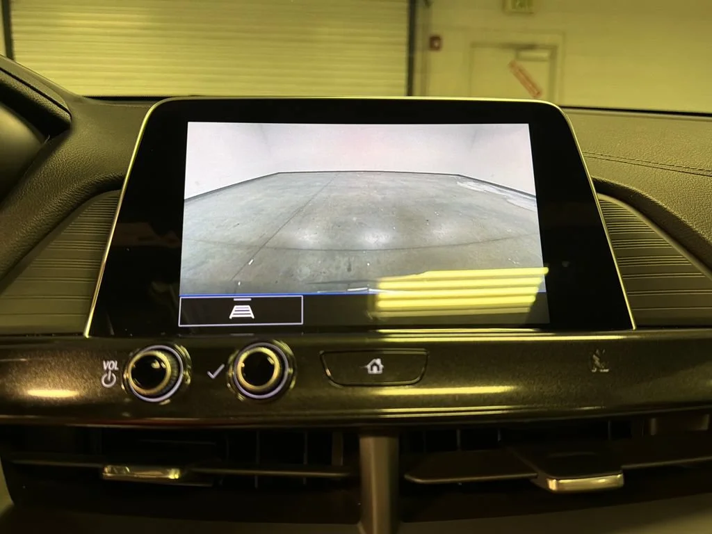 Used 2021 SATIN STEEL METALLIC Cadillac Premium Luxury image 37