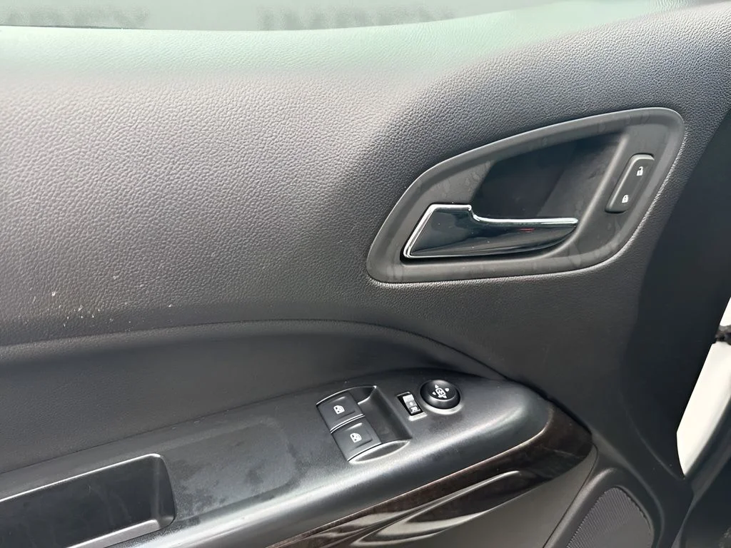 Used 2018 White GMC SLE1 image 21