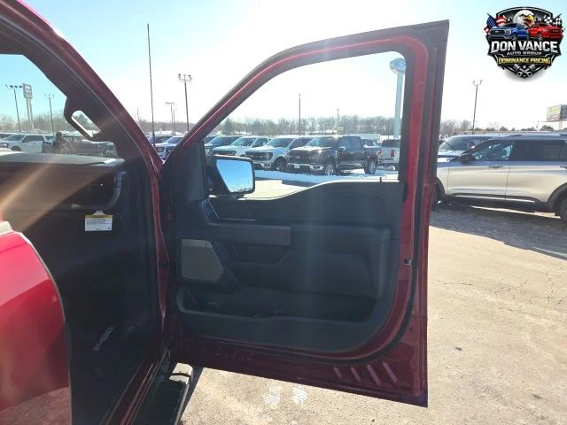 New 2026 Ruby Red Metallic Tinted Clearcoat Ford XLT image 23