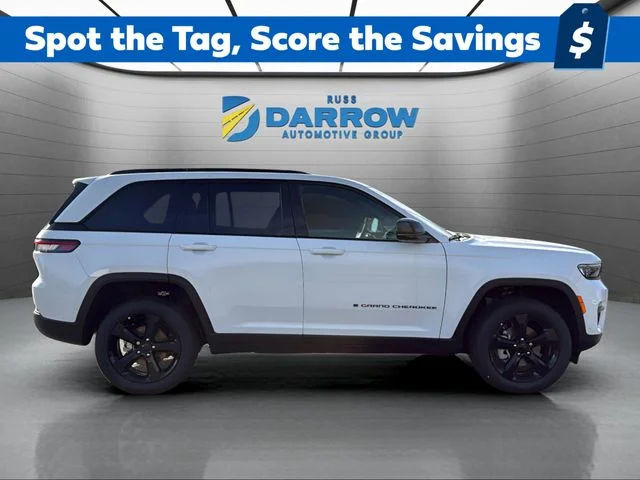New 2025 Bright White Clear-Coat Exterior Paint Jeep Limited image 6
