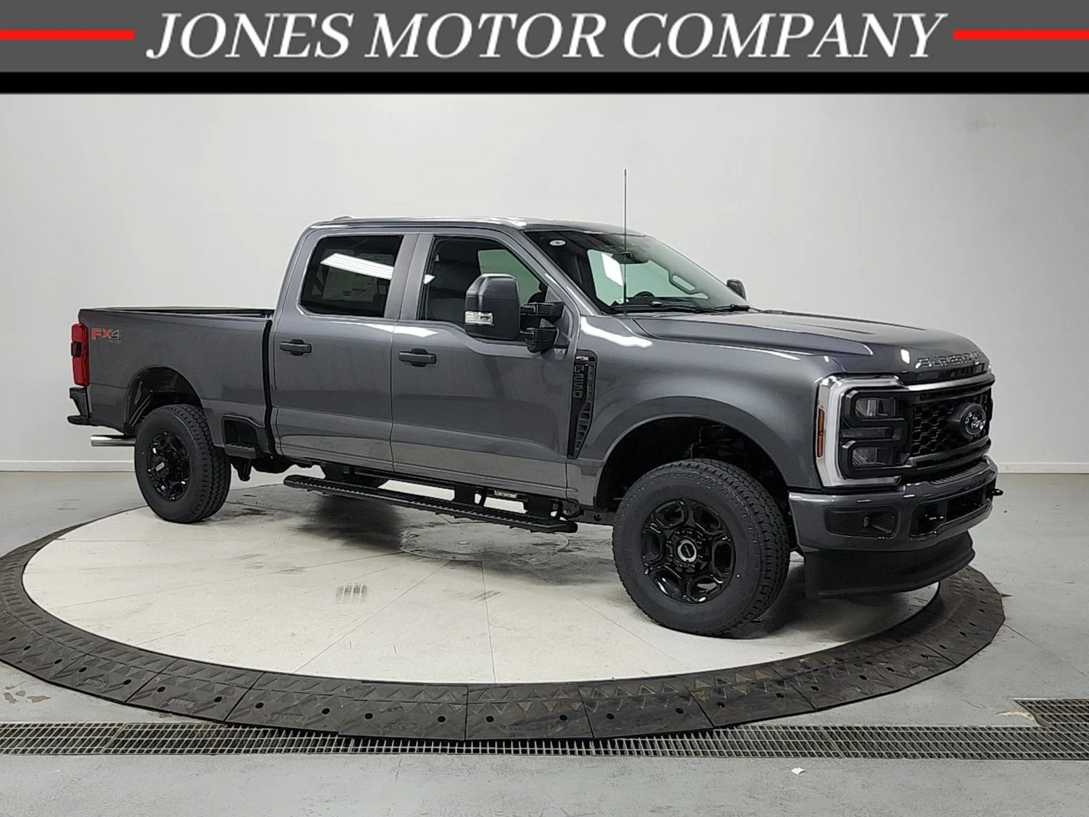 2026 Ford F-250 XL 4x4 Crew Cab 6-3/4' Box's photo