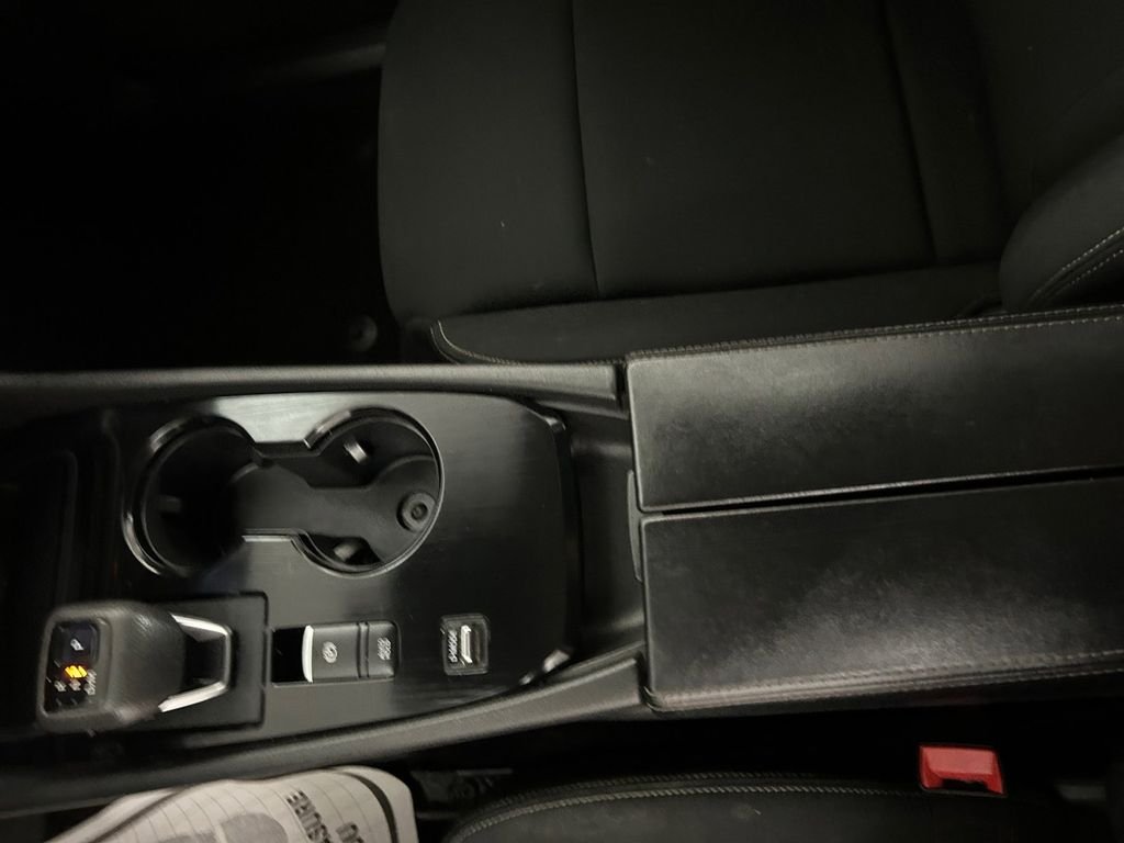Used 2023 Gray Nissan S image 23
