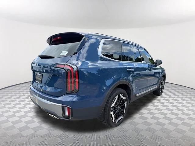 Used 2025 Blue Kia EX image 5