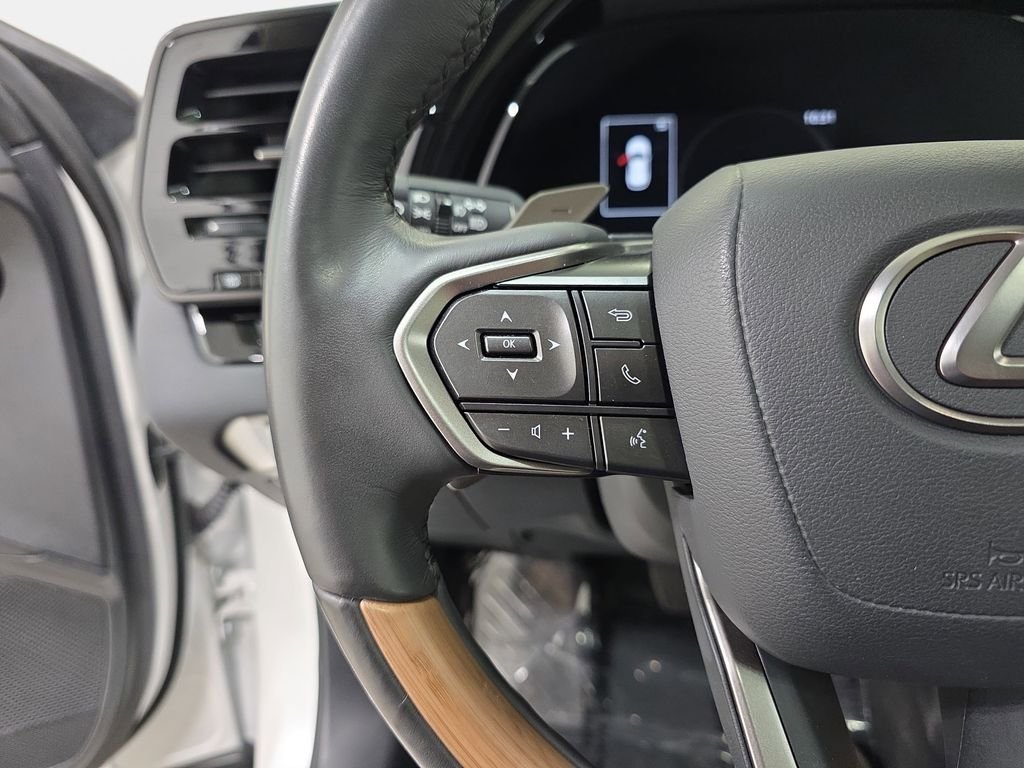 Used 2024 White Pearl Lexus 350 Premium image 17