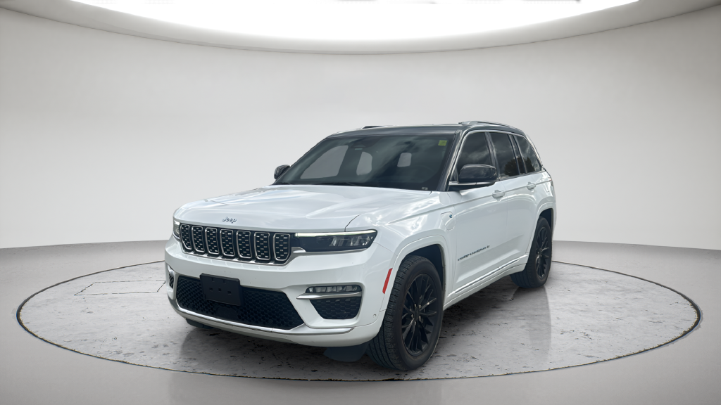 Used 2022 White Jeep Summit 4xe image 2