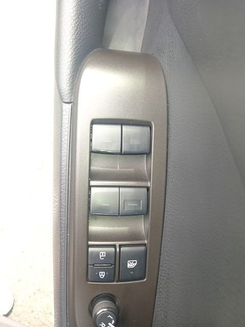 Used 2023 Silver Toyota SE image 9