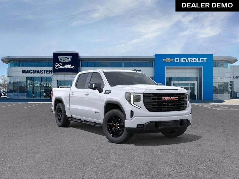 Used 2026  GMC Elevation image 1