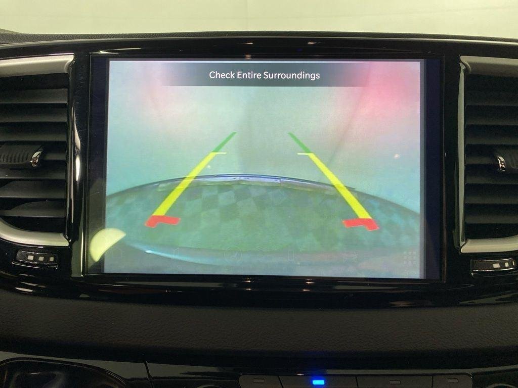 Used 2023 Crystal Metallic Chrysler Touring L image 18