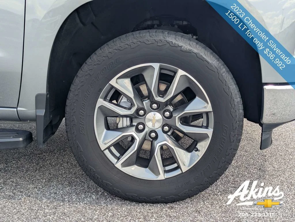Used 2023 STERLING GRAY METALLIC Chevrolet LT image 10