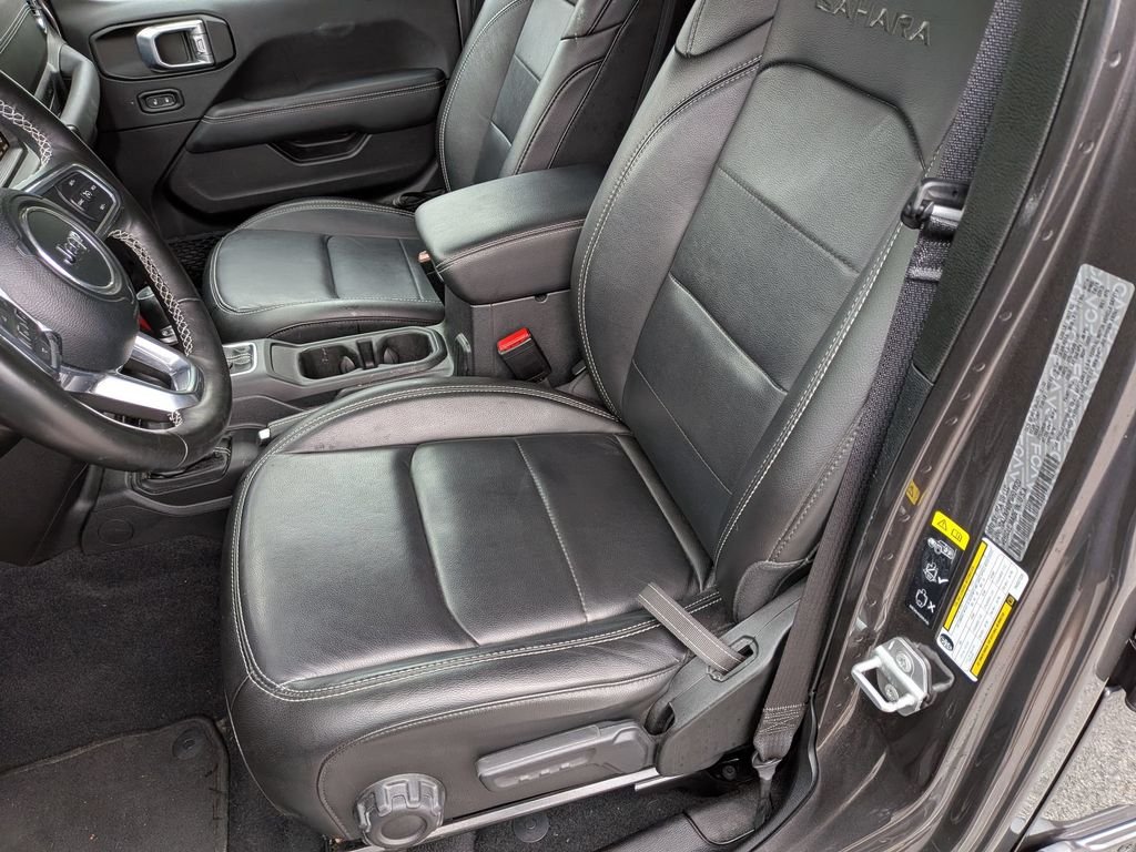 Used 2023 Gray Jeep Sahara 4xe image 22