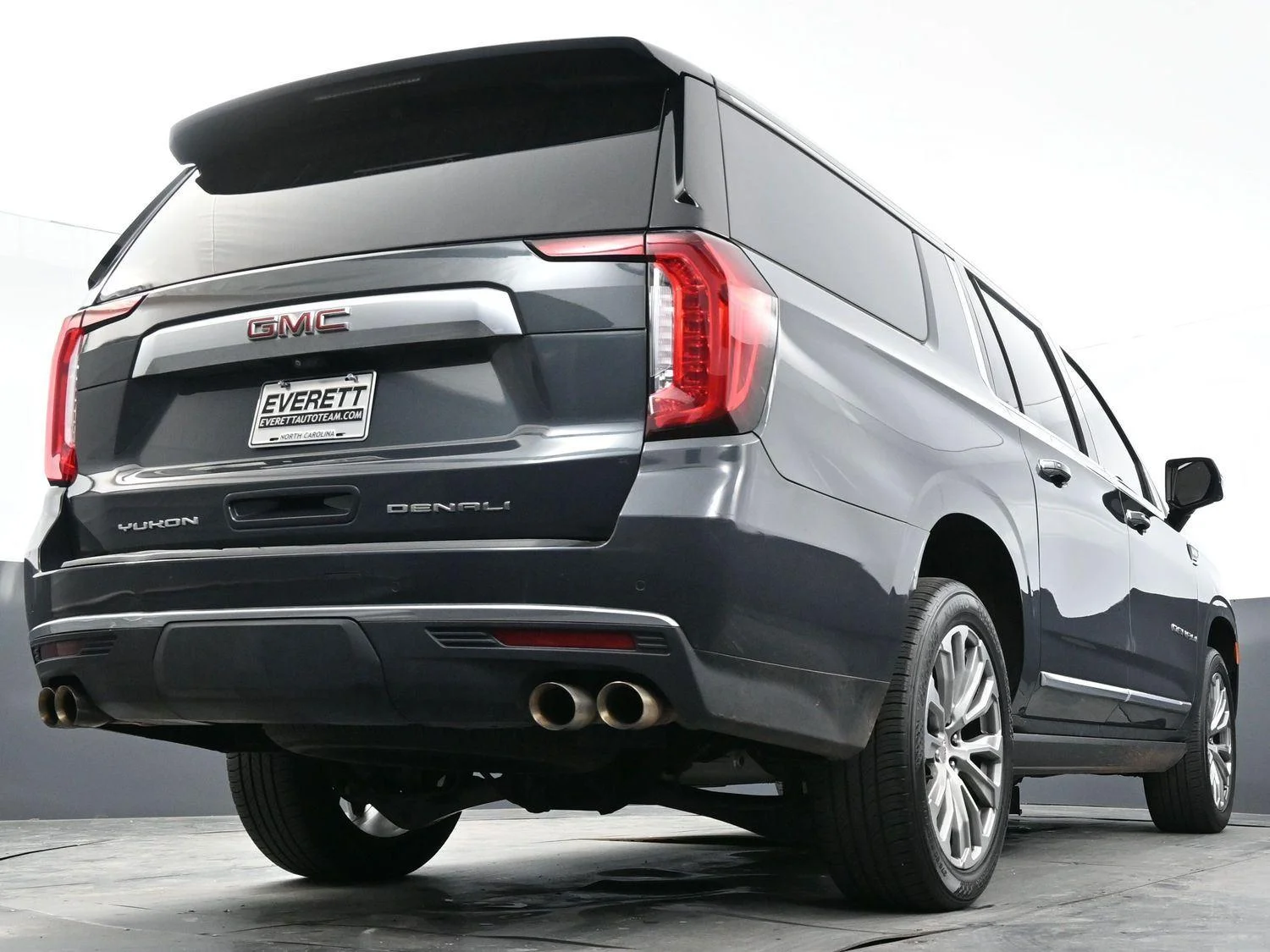 Used 2021 Hunter Metallic GMC Denali image 53