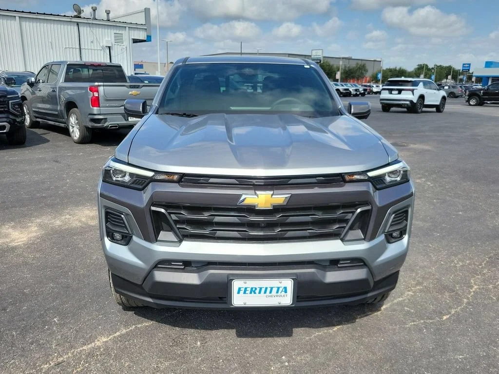 New 2026 Sterling Gray Metallic Chevrolet LT image 30