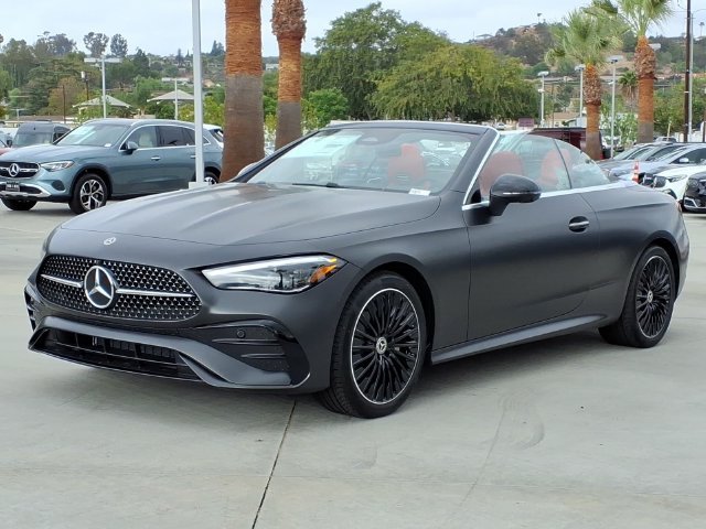 New 2027 White Mercedes-Benz CLE 300 image 4