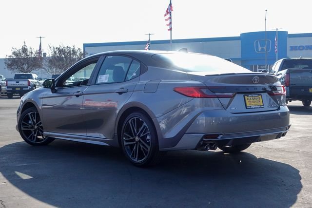 New 2026 Heavy Metal with Midnight Black Metallic roof <sup>1</sup> Toyota  XSE image 10