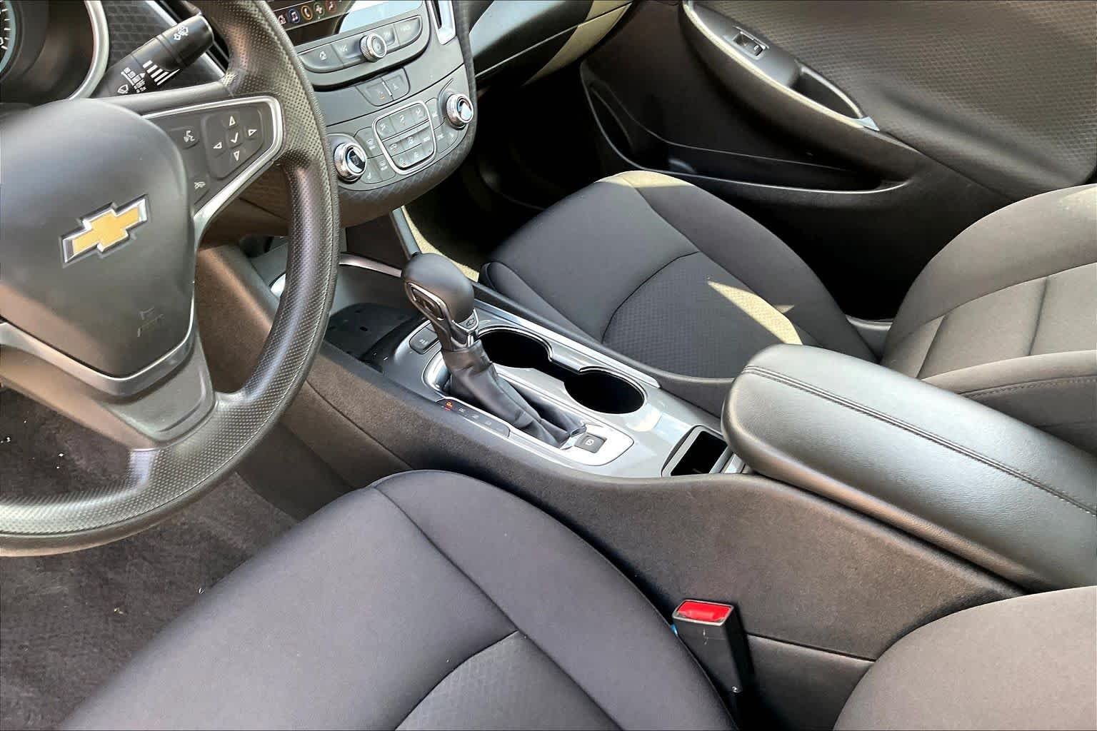 Used 2023 Mineral Gray Metallic Chevrolet LT image 16