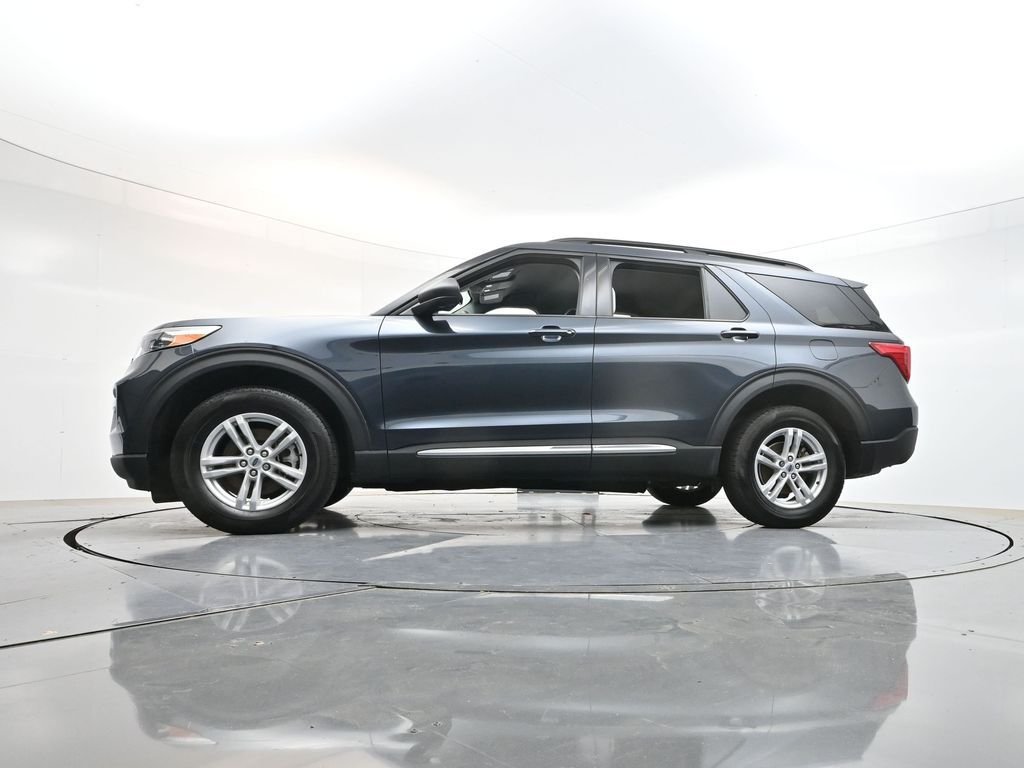 Used 2023 Blue Metallic Ford XLT image 34