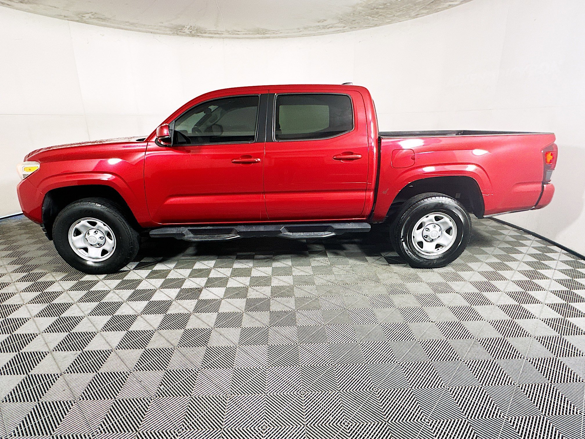 2021 Toyota Tacoma thumbnail 8