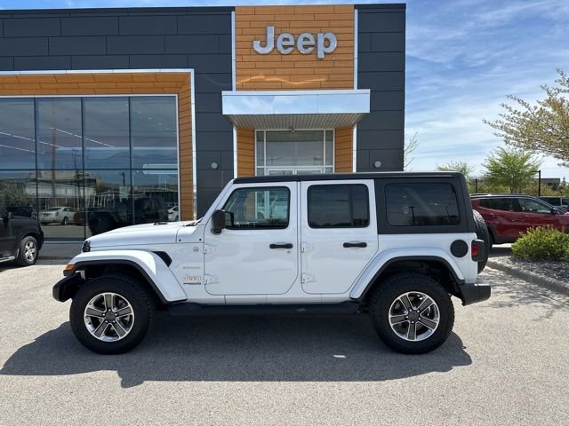 Used 2020 White Jeep Unlimited Sahara image 10