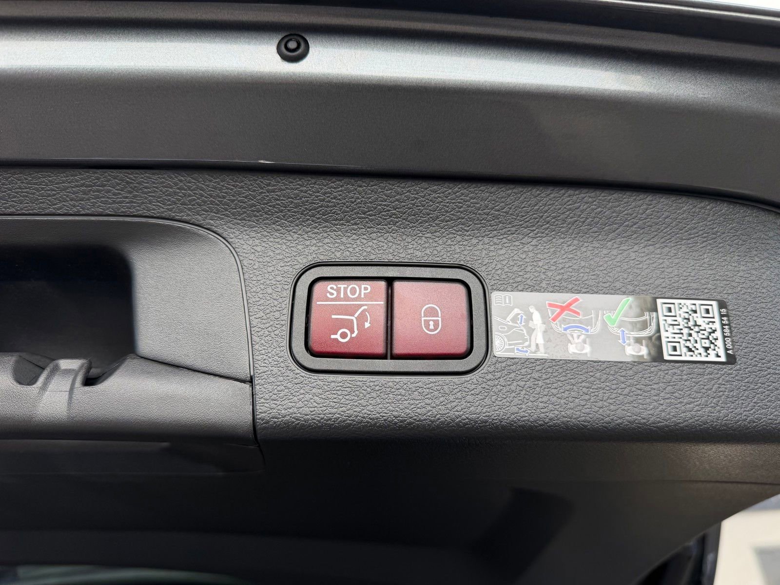New 2026 Selenite Grey Metallic Mercedes-Benz GLS 450 image 47