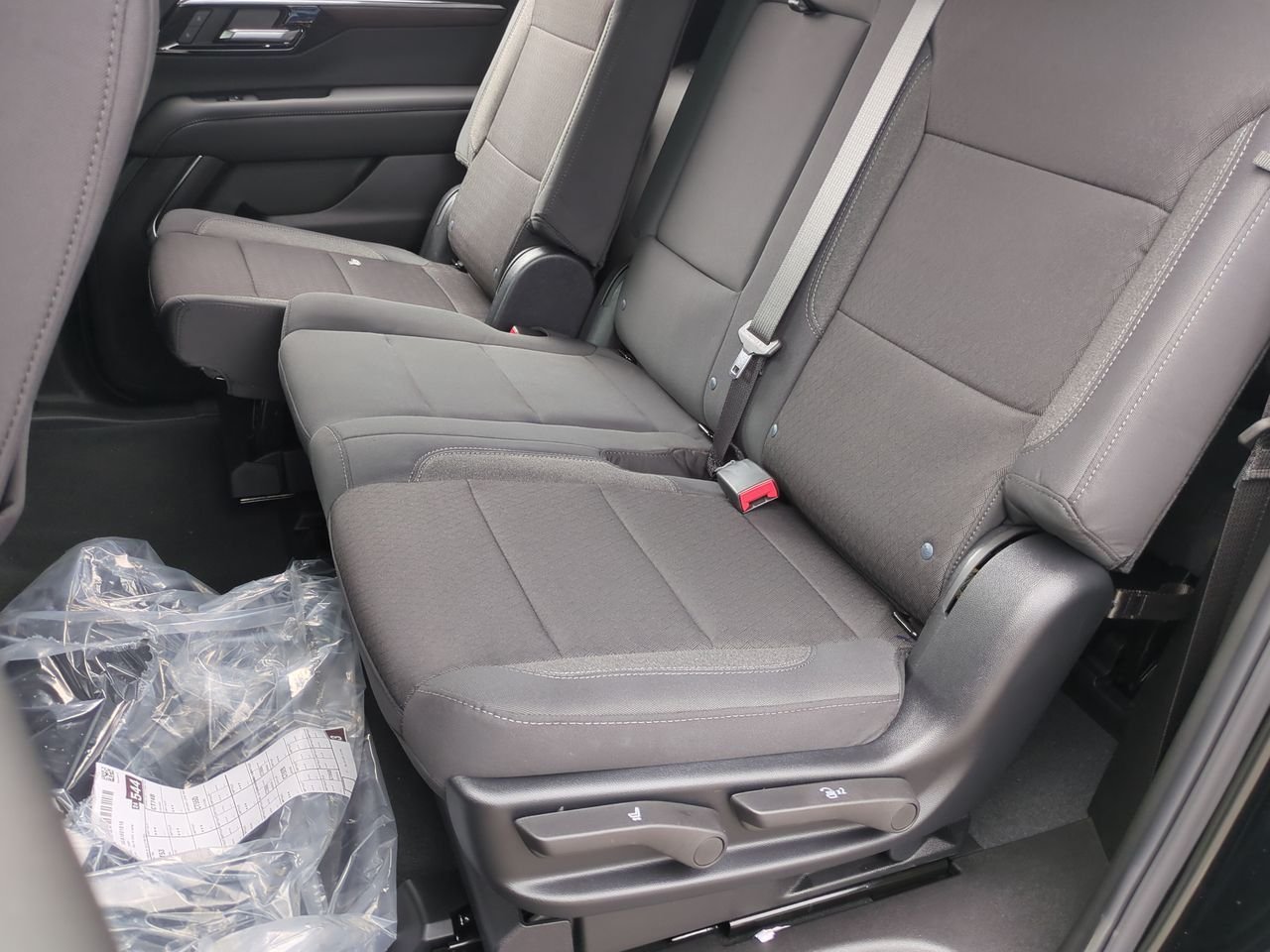 2026 Chevrolet Suburban LS - Photo 24