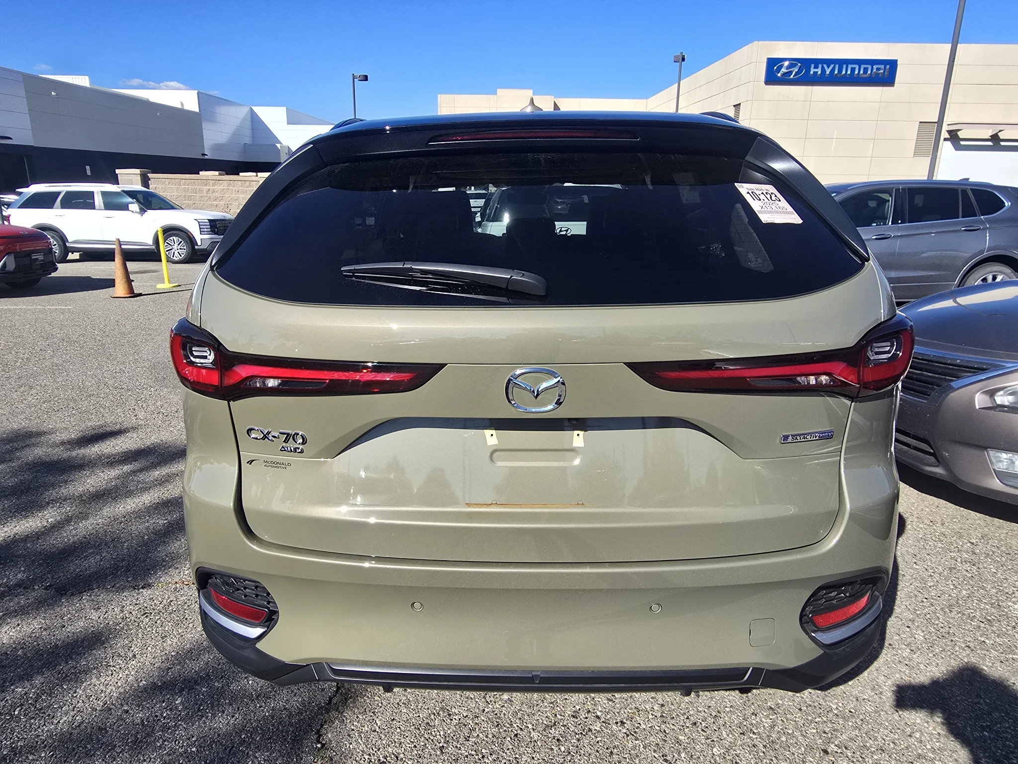 Used 2025 Zircon Sand Metallic Mazda Premium Package image 16