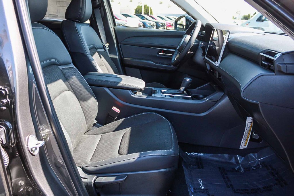 New 2026 Navy Blue Mica Mazda 2.5 S Preferred AWD image 18
