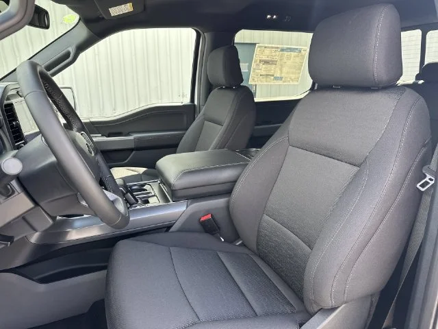 New 2026 Oxford White Ford XLT image 22