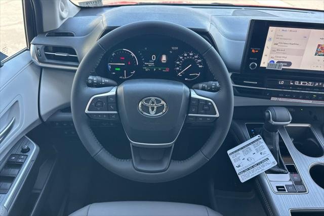 Certified Used 2026 RUBY FLARE PEARL Toyota  image 14
